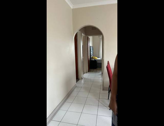 3 BEDROOM HOUSE FOR SALE IN HILLCREST